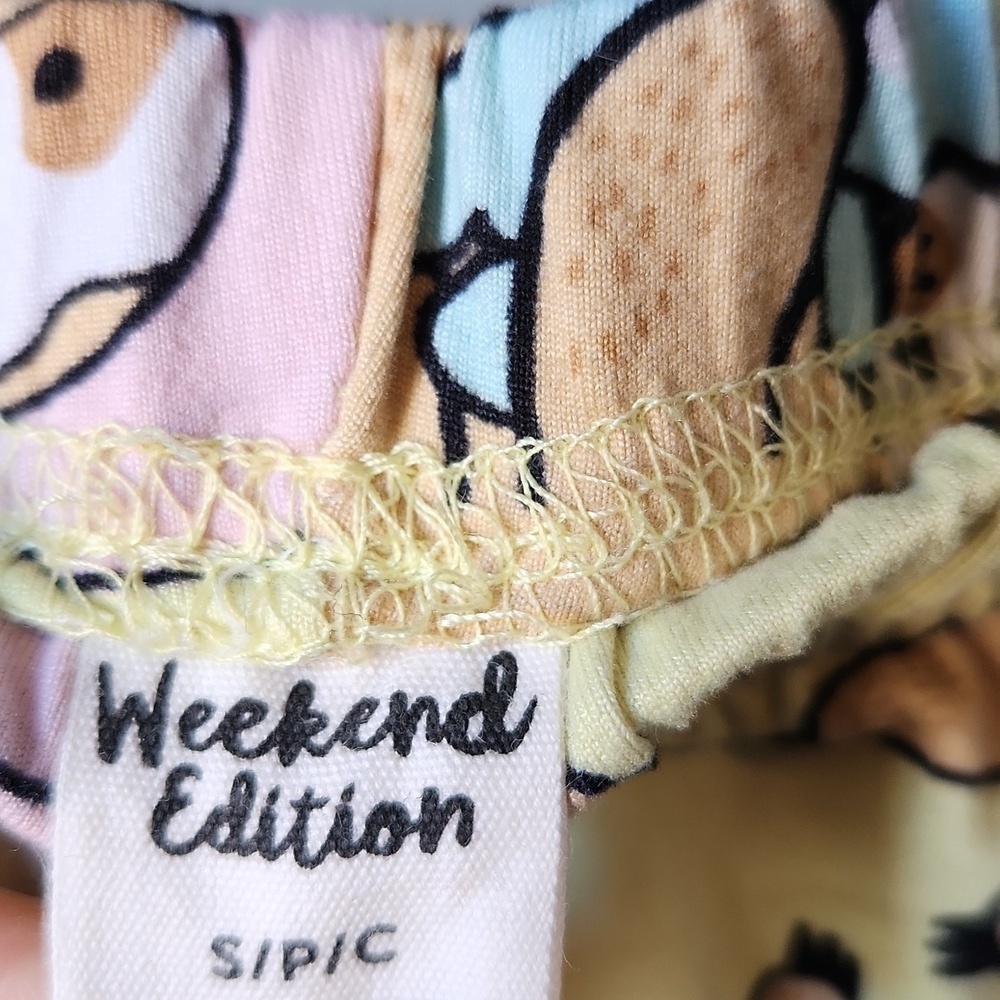 Weekend Edition Women's Sloth Pajama Set - Picture 10 of 10